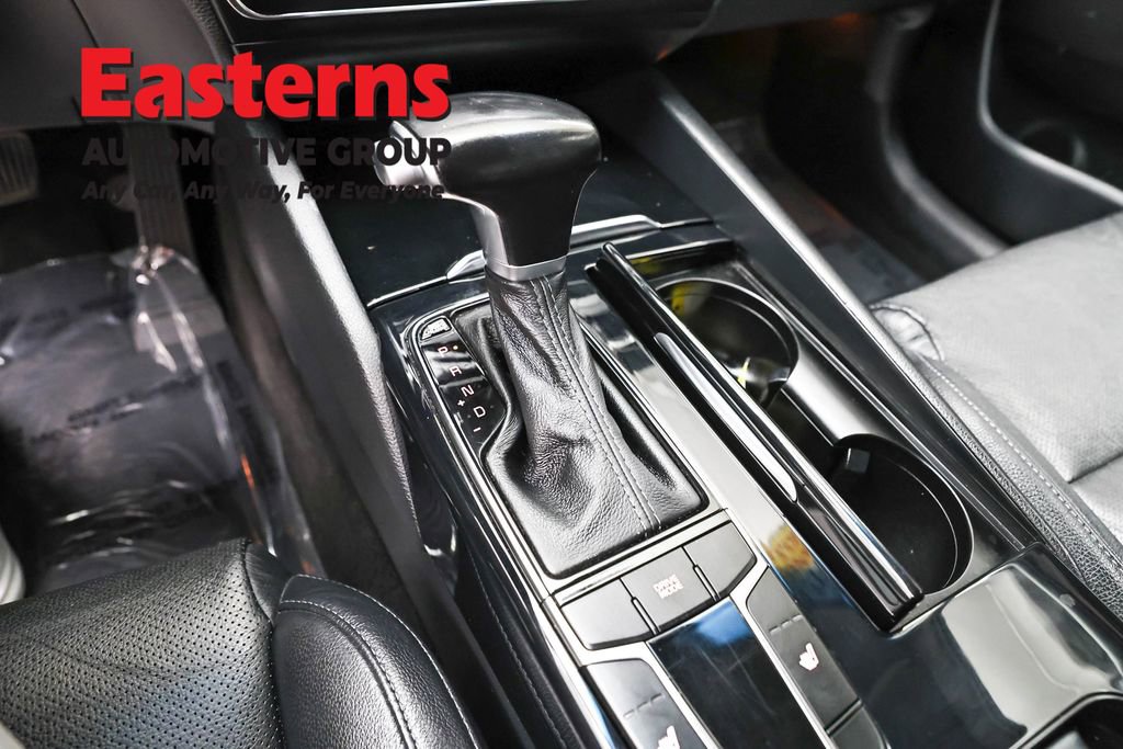 Used 2019 Kia Cadenza Premium image 13