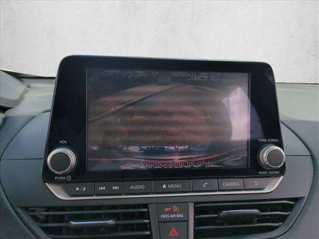 Used 2022 Nissan Altima 2.5 SV FWD image 13
