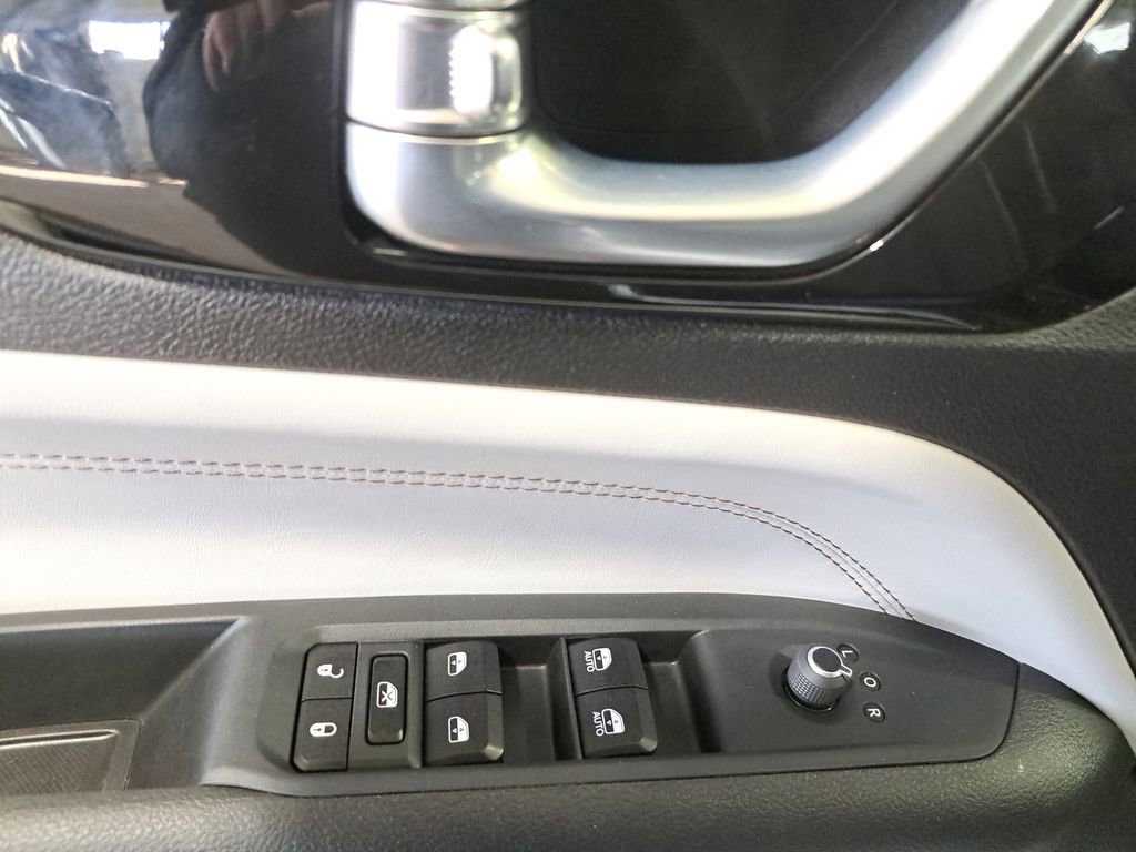 Certified 2025 Jeep Compass Limited AWD/4WD image 27