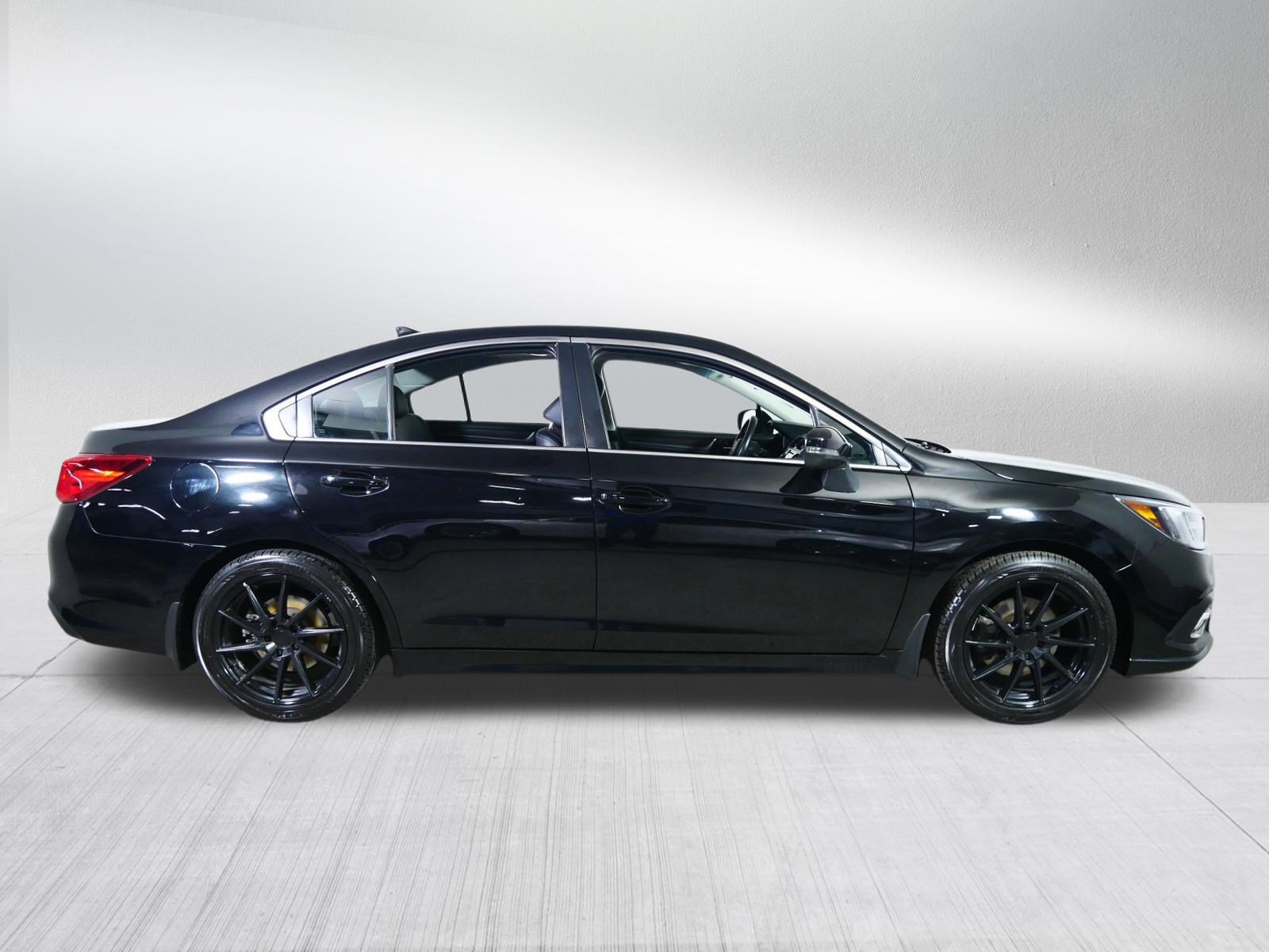 Used 2018 Subaru Legacy 3.6R Limited image 8