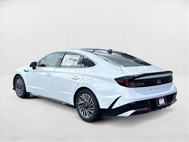 New 2025 Hyundai Sonata Limited image 9