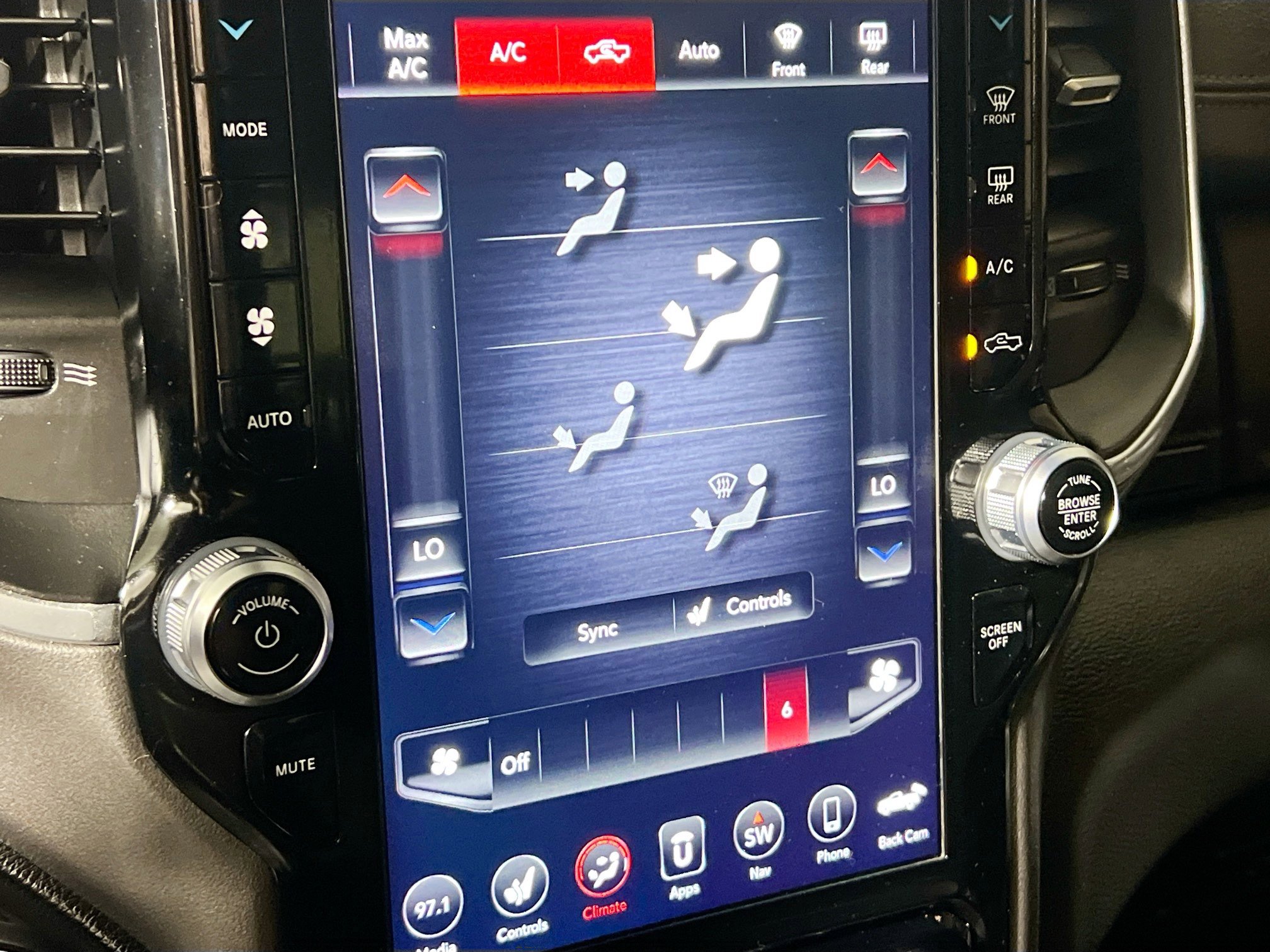 Used 2020 RAM 1500 Laramie w/ Sport Appearance Package image 27