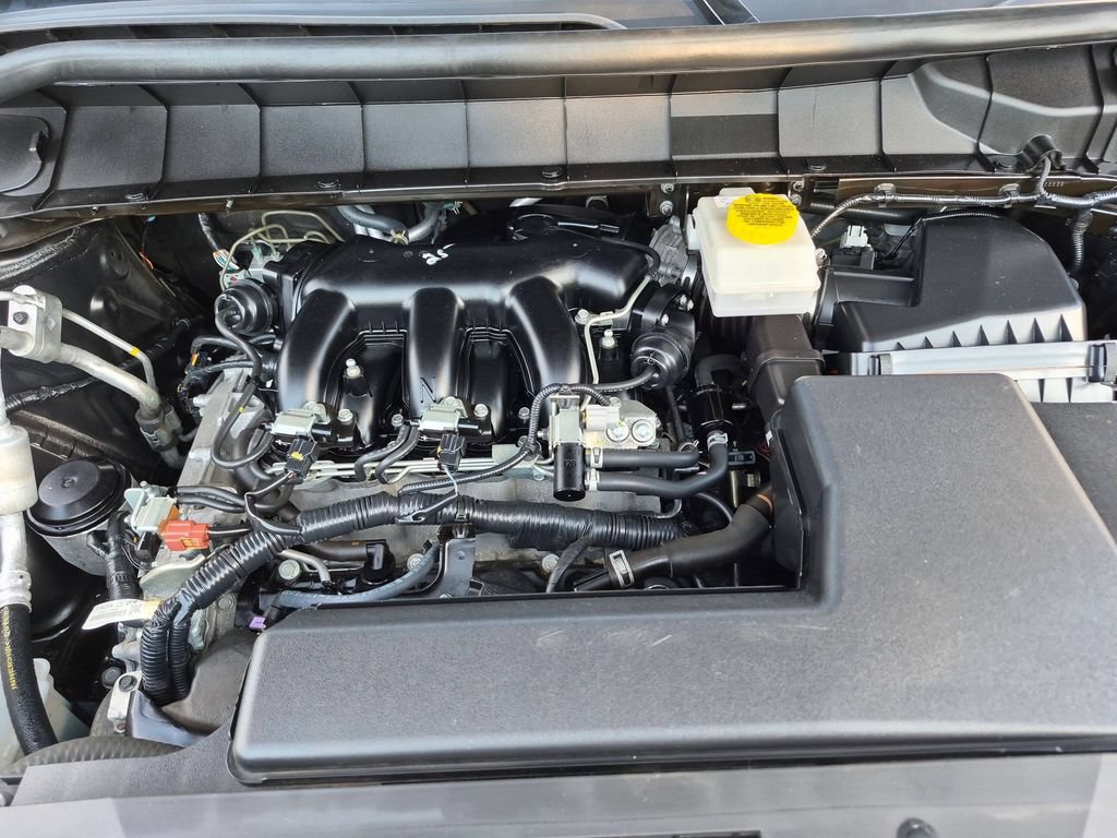 Used 2024 Nissan Pathfinder SV AWD/4WD image 28