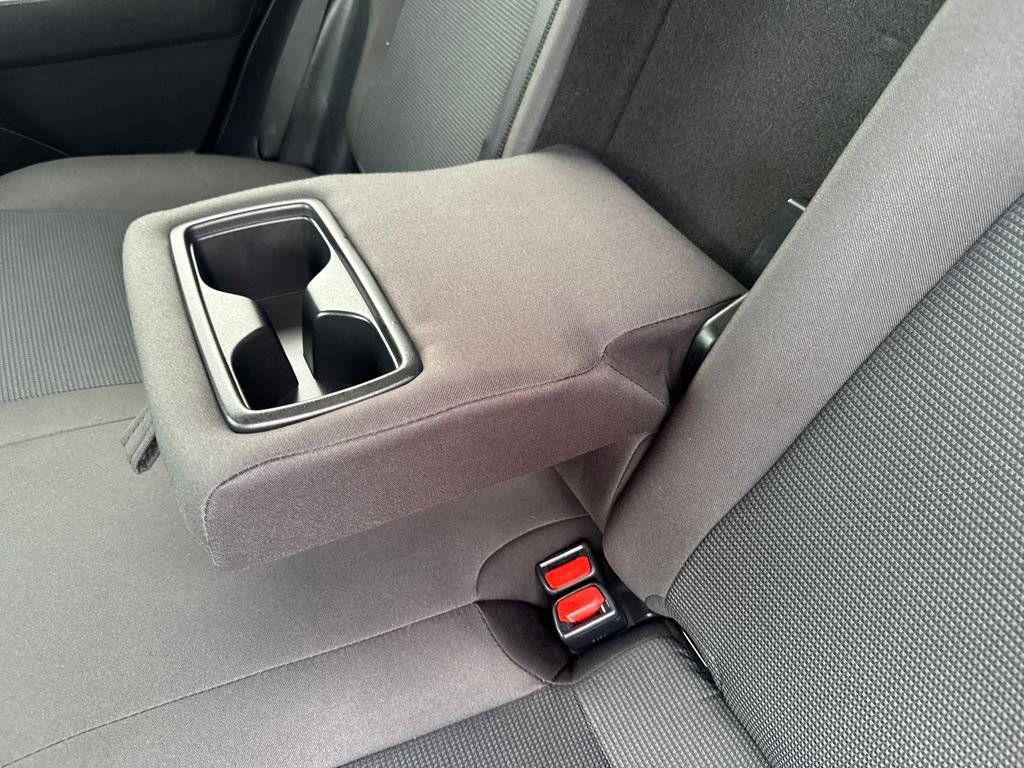 Used 2023 Toyota RAV4 LE AWD/4WD image 36