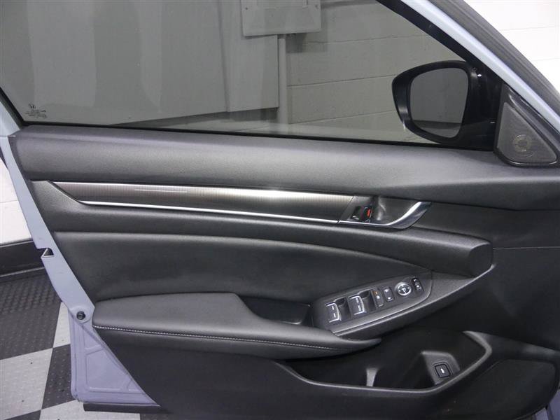 Used 2022 Honda Accord Sport image 17