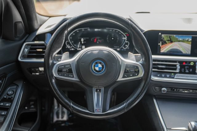 Used 2022 BMW 330e w/ M Sport Package RWD image 28
