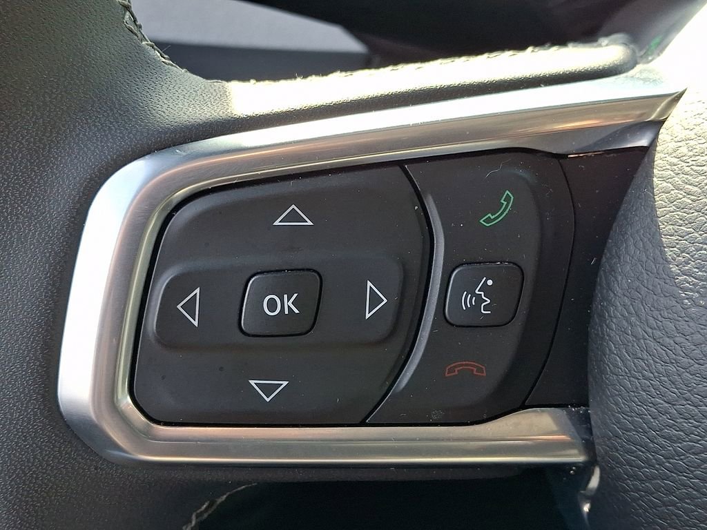 Used 2025 Jeep Wrangler Unlimited Sahara image 24