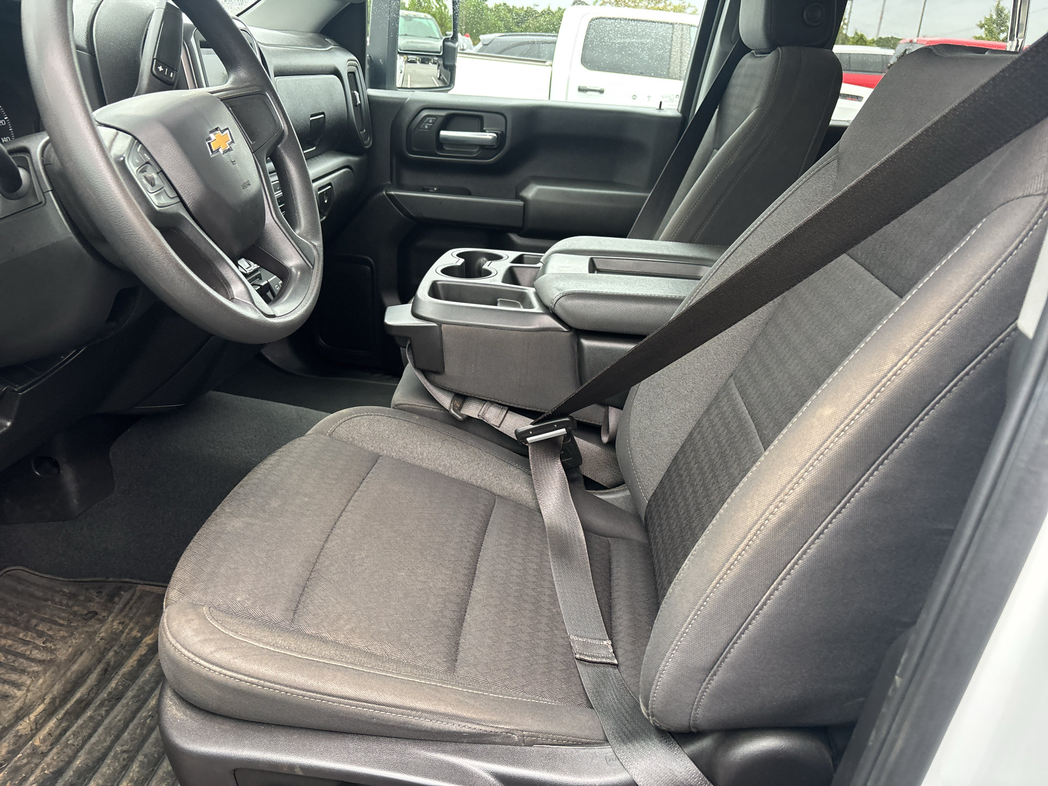 Used 2025 Chevrolet Silverado 2500 Custom w/ Custom Value Package AWD/4WD image 11