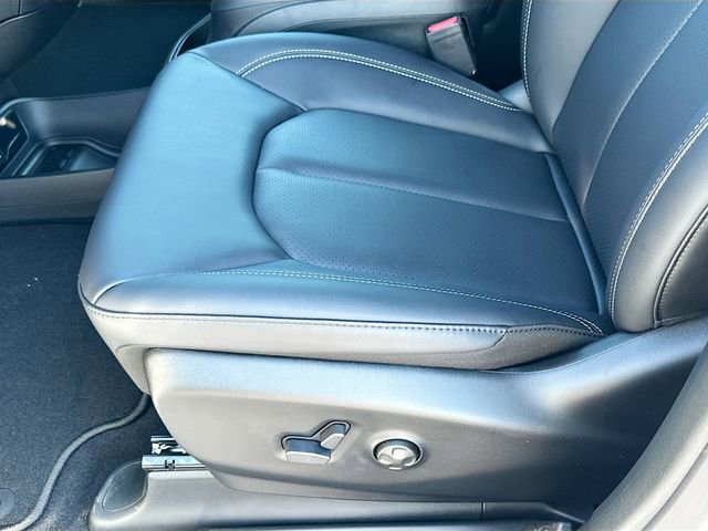 New 2026 Chrysler Voyager LX image 13