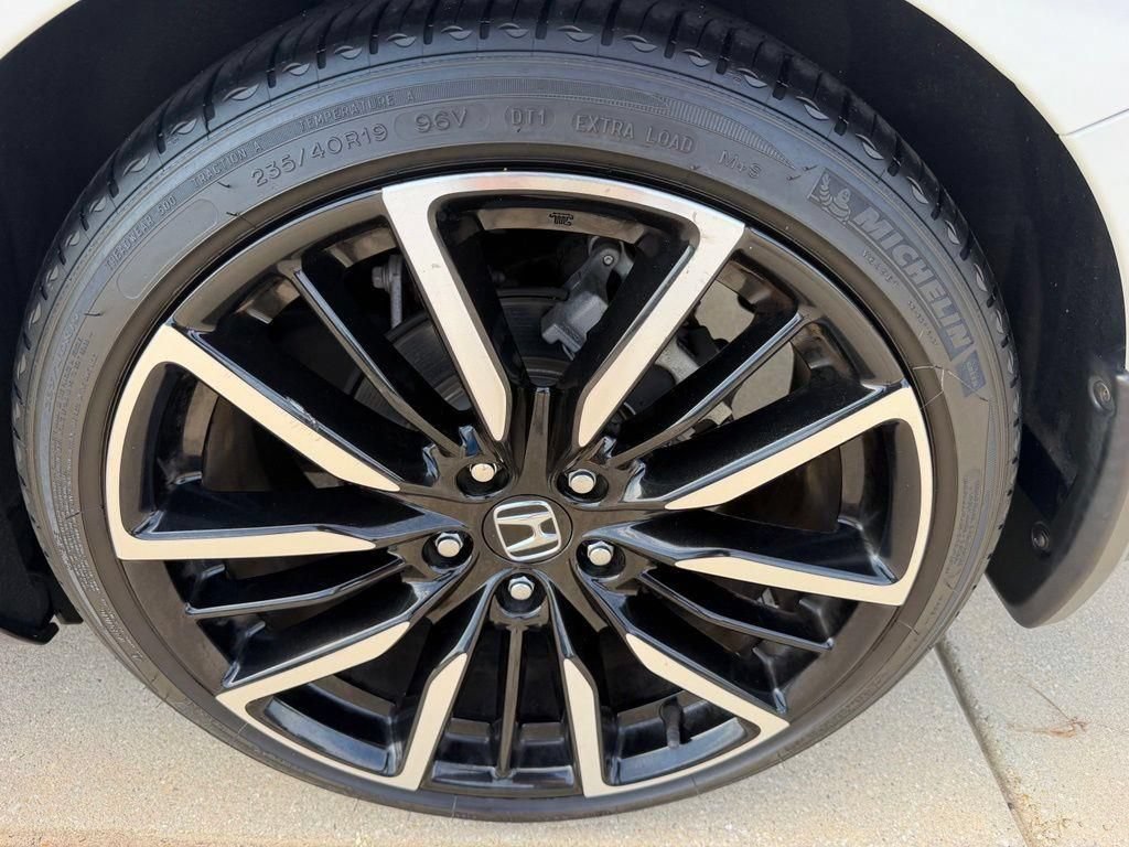 Used 2023 Honda Accord Touring image 27