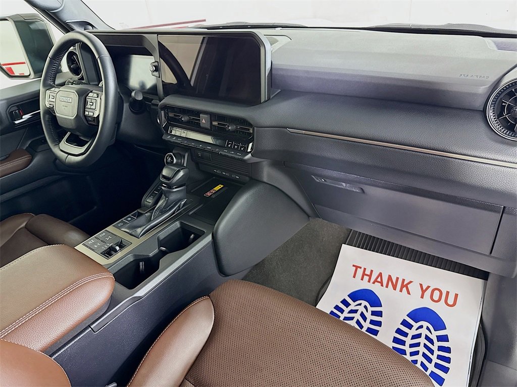 Used 2024 Toyota Land Cruiser image 35