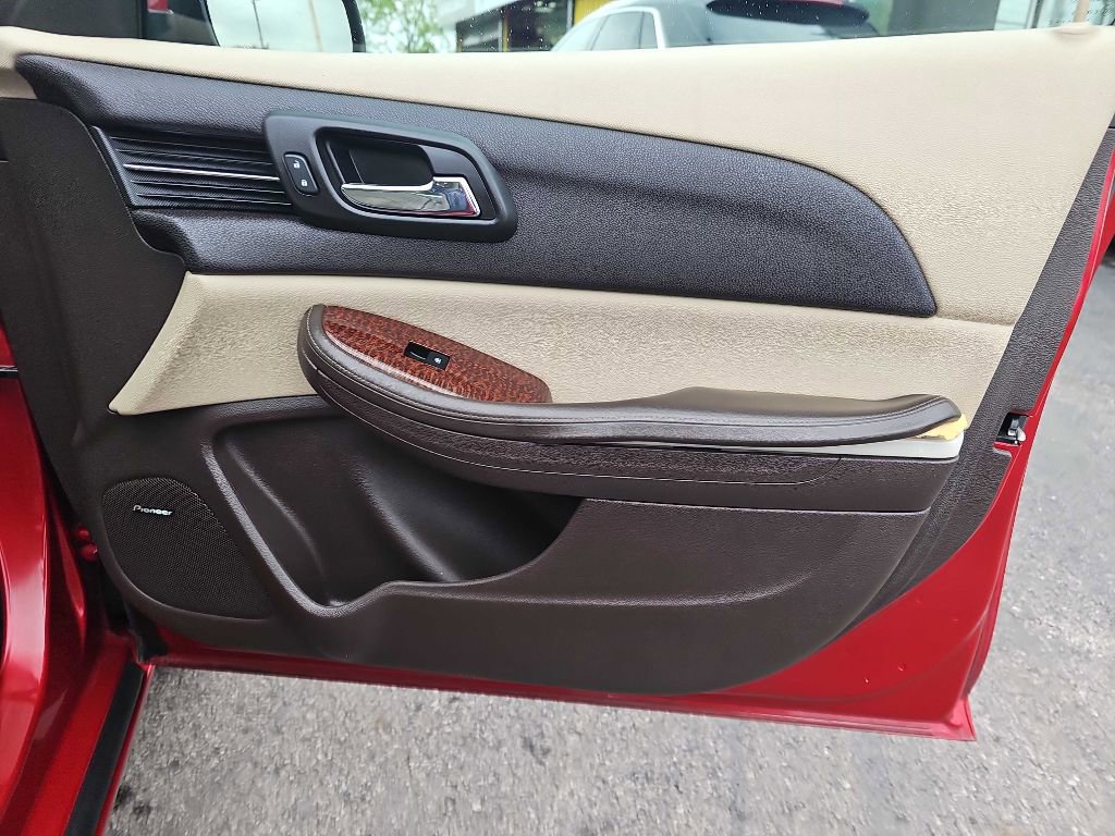 Used 2013 Chevrolet Malibu Eco w/ Leather Package image 59