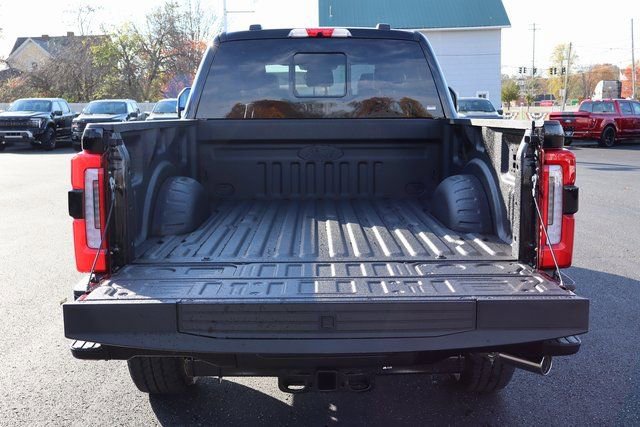 New 2026 Ford F350 Platinum w/ FX4 Off-Road Package image 21