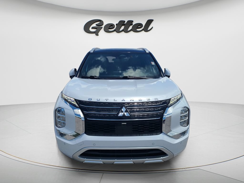 Used 2024 Mitsubishi Outlander SEL FWD image 2