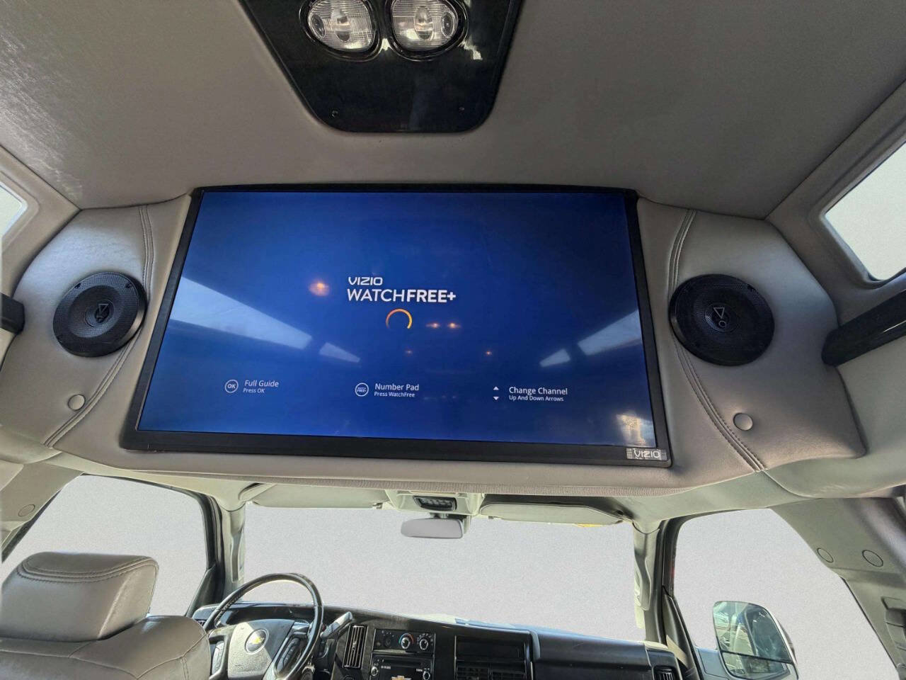 Used 2021 Chevrolet Express 2500 LS w/ Enhanced Convenience Package image 25