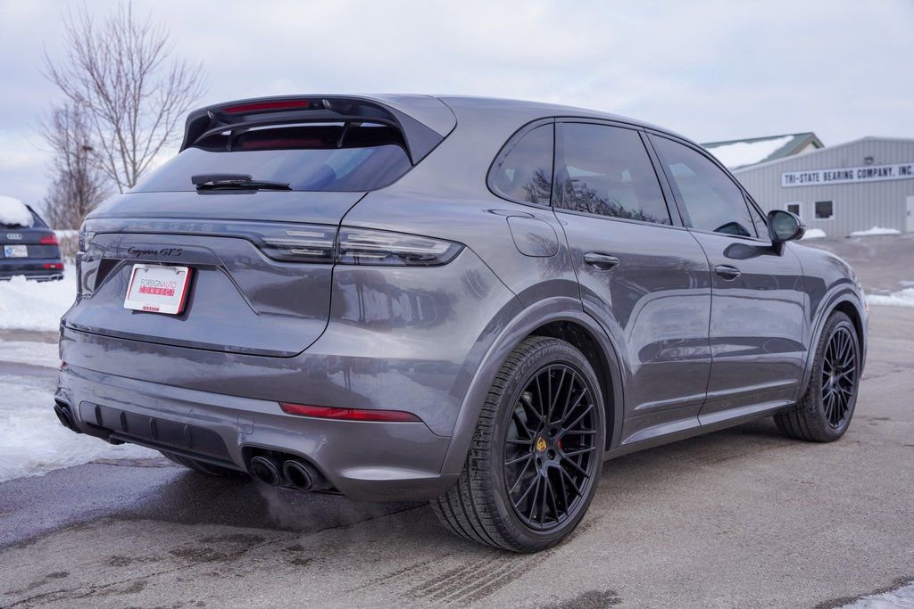 Used 2021 Porsche Cayenne GTS image 9
