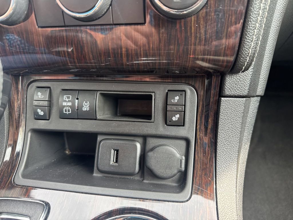 Used 2016 Chevrolet Traverse LT FWD image 37