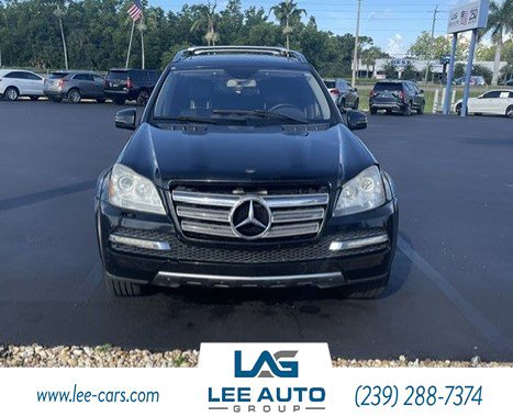Used 2012 Mercedes-Benz GL 550 4MATIC image 3