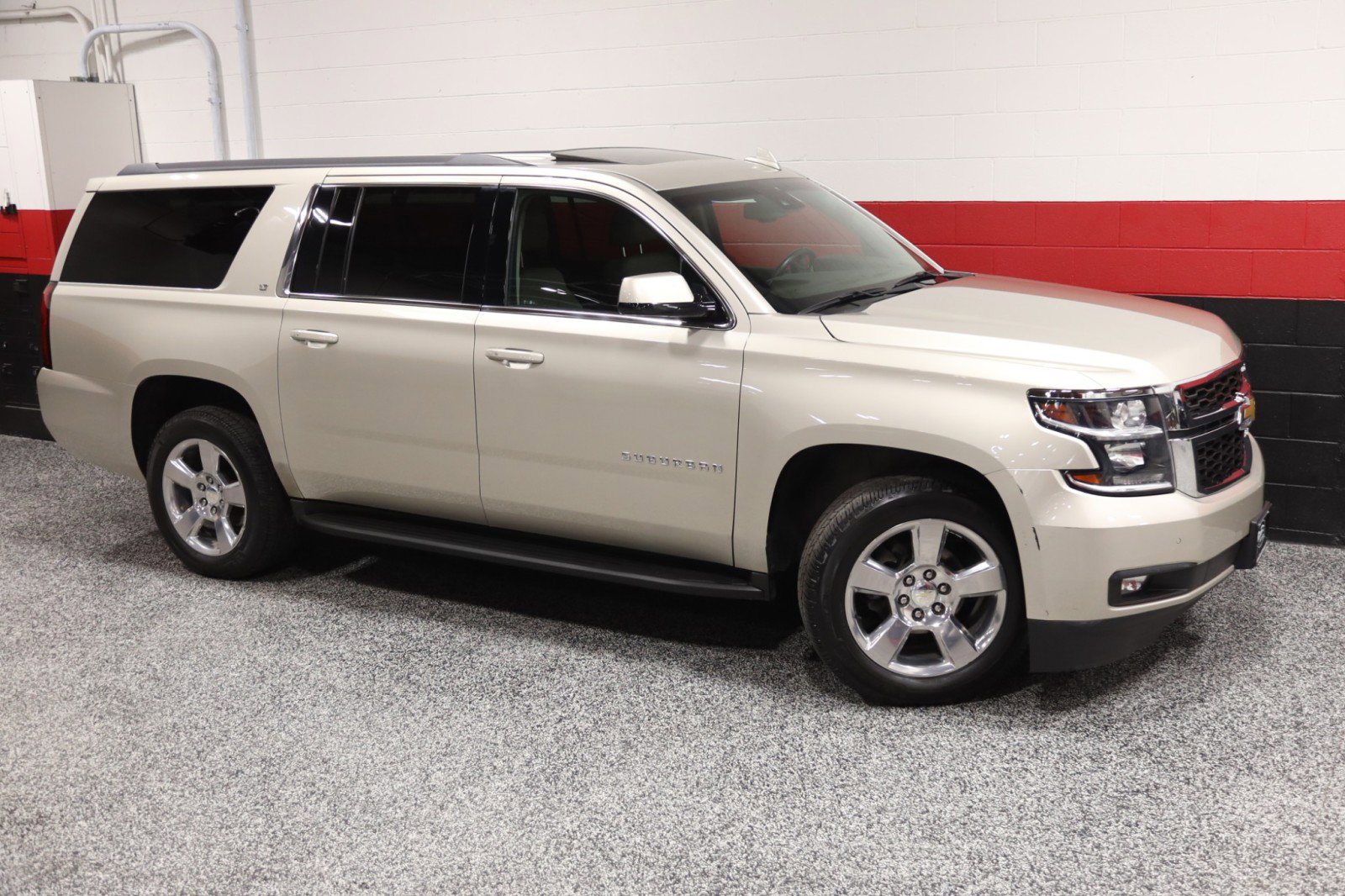 Used 2017 Chevrolet Suburban LT AWD/4WD image 2