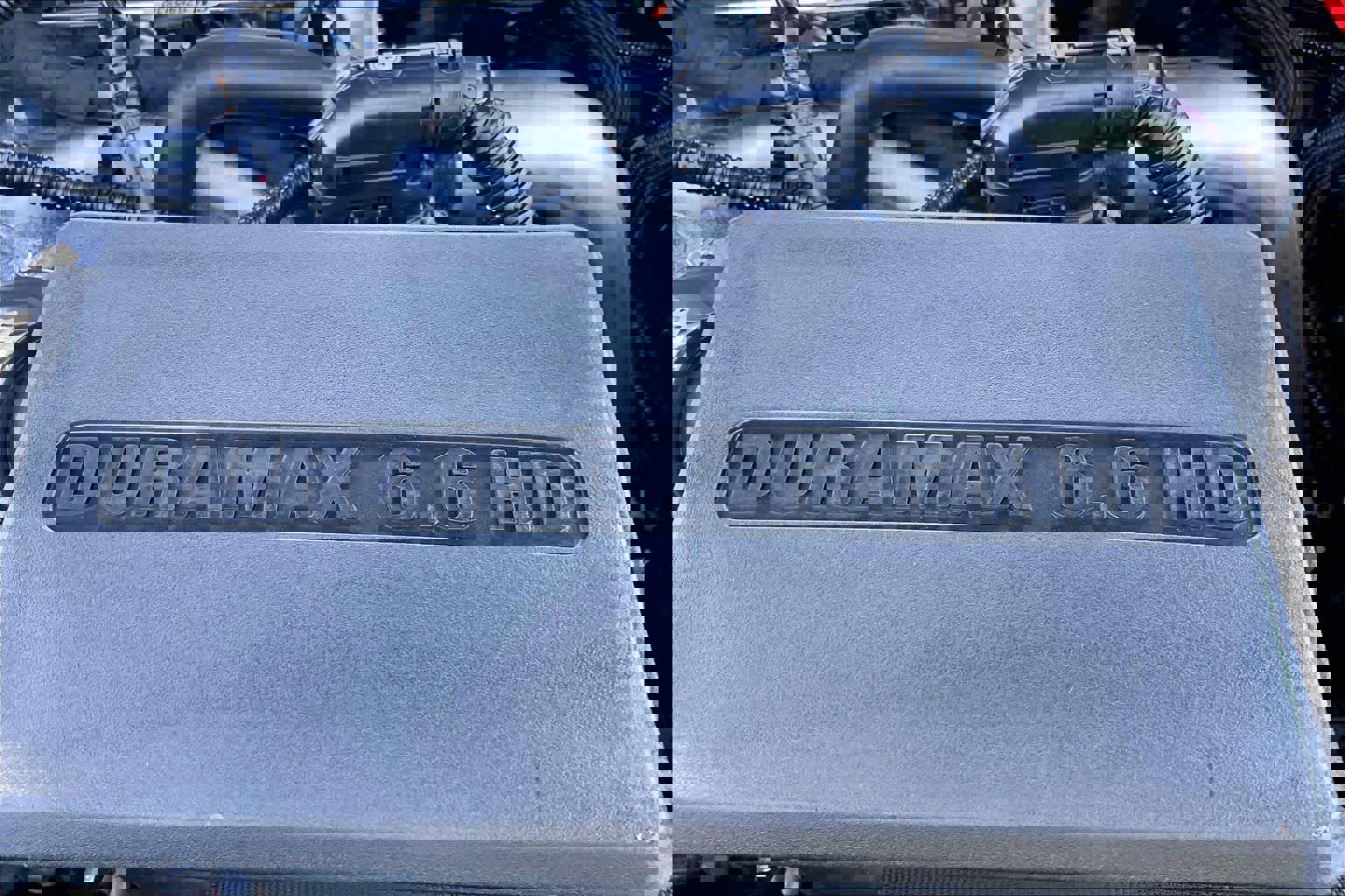 Used 2024 Chevrolet Silverado 2500 LTZ w/ LTZ Convenience Package image 33