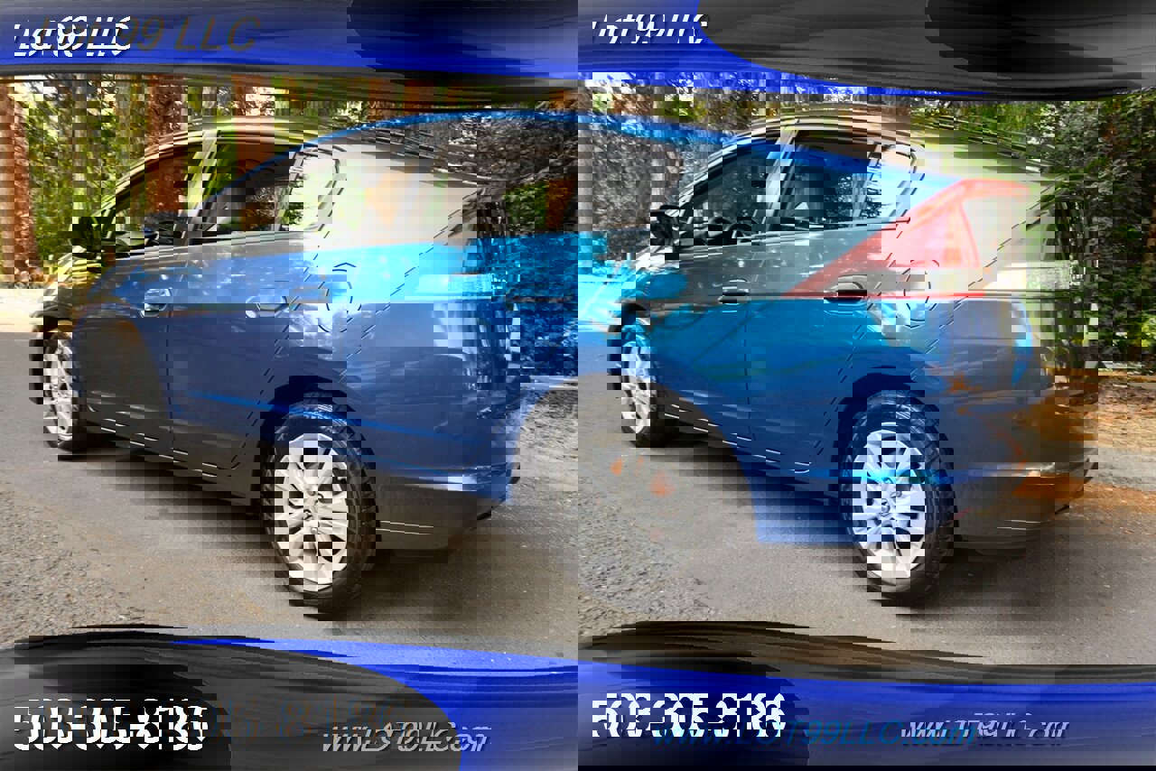 Used 2013 Honda Insight EX image 11