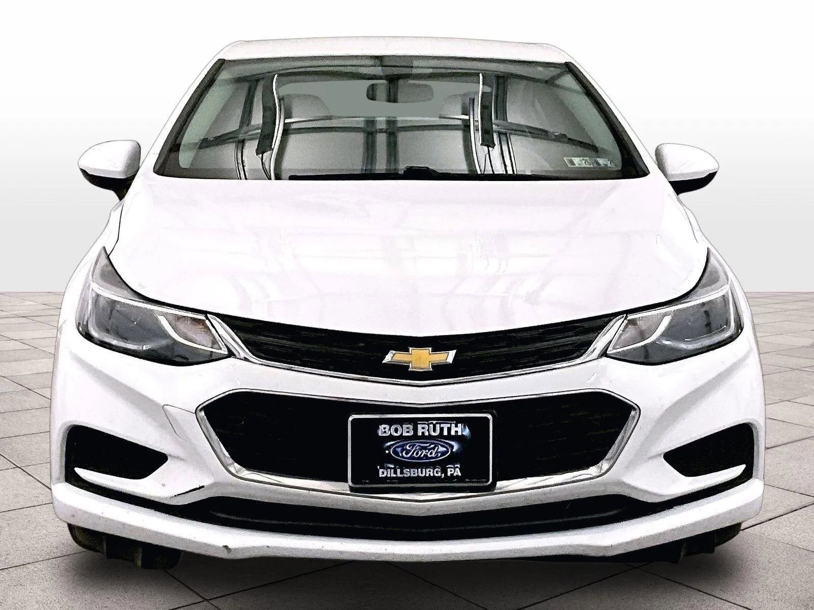 Used 2016 Chevrolet Cruze LT w/ Convenience Package FWD image 3