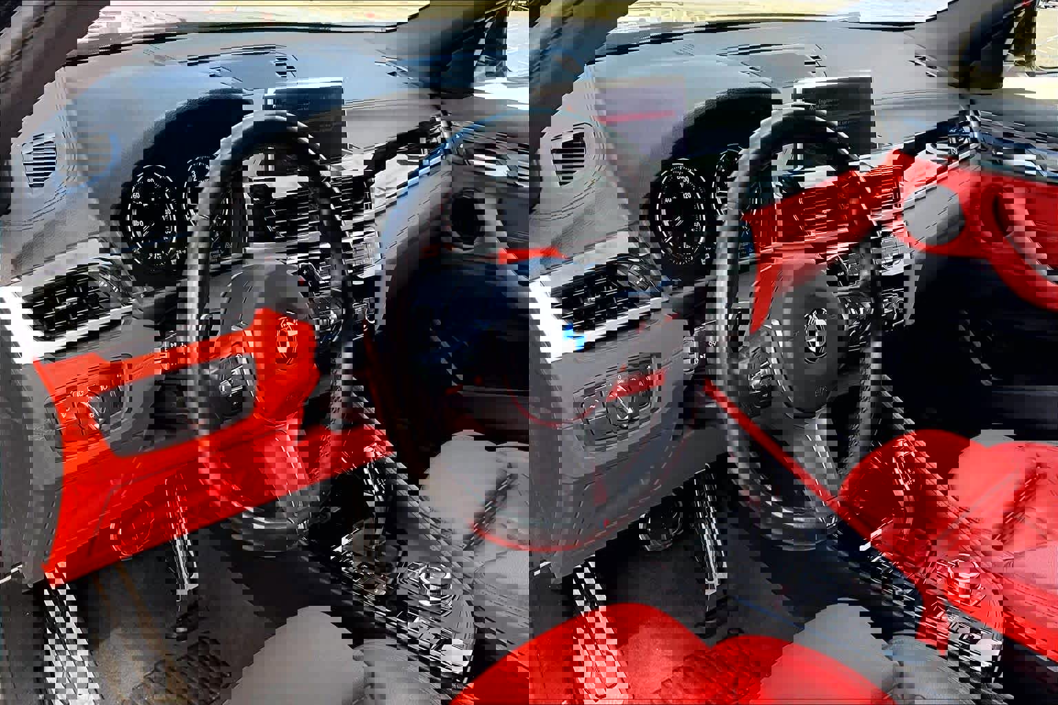 Used 2022 BMW X2 M35i w/ Shadowloine Package AWD/4WD image 18