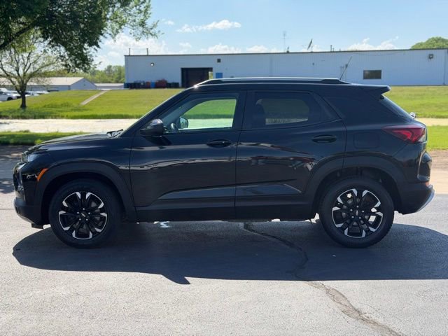 Used 2021 Chevrolet TrailBlazer LT w/ Convenience Package image 4