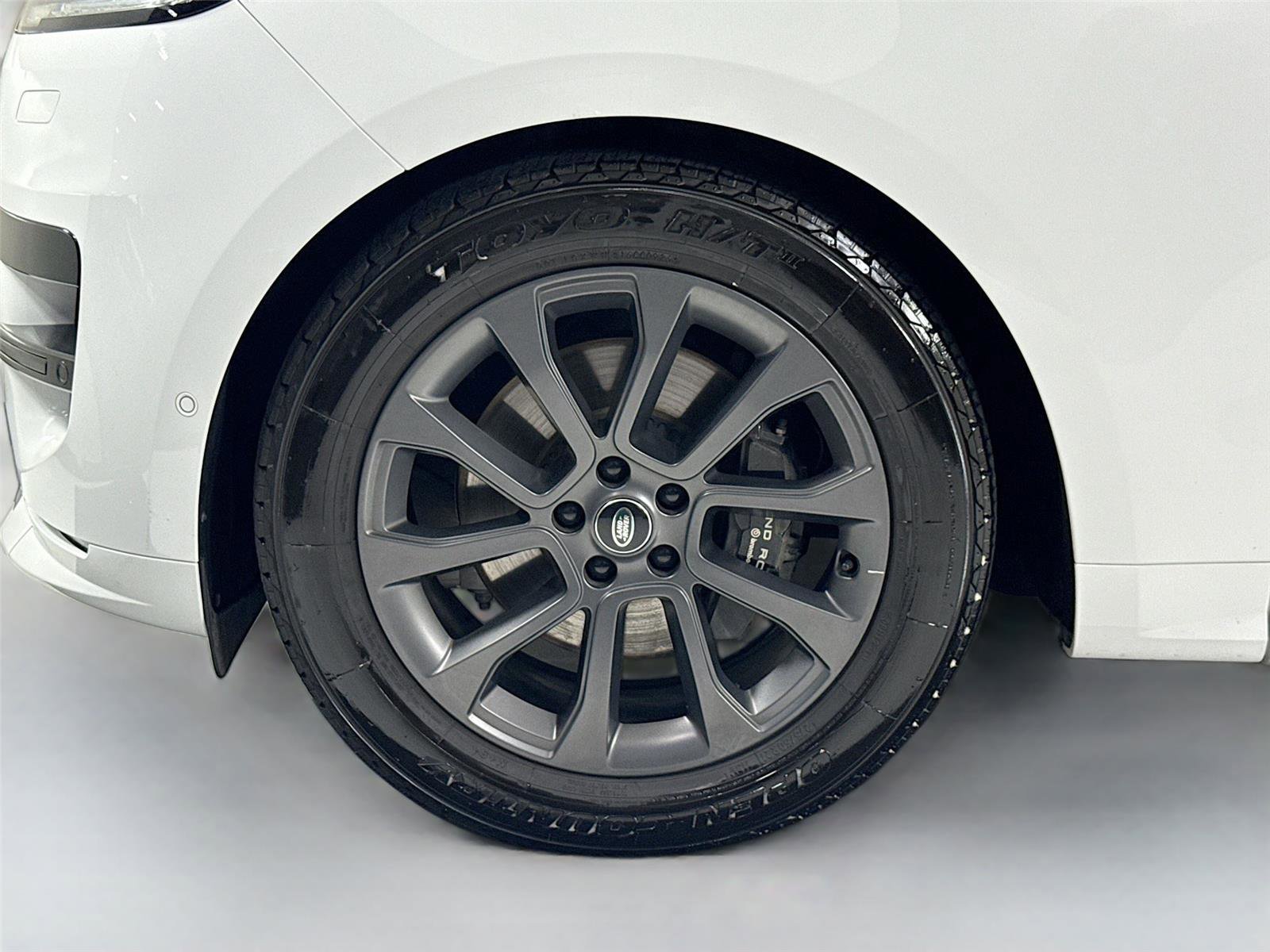 Used 2024 Land Rover Range Rover Sport Dynamic SE image 38