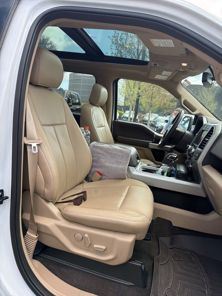 Used 2018 Ford F150 Lariat image 6