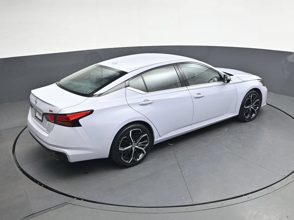 Used 2025 Nissan Altima 2.5 SR FWD image 27