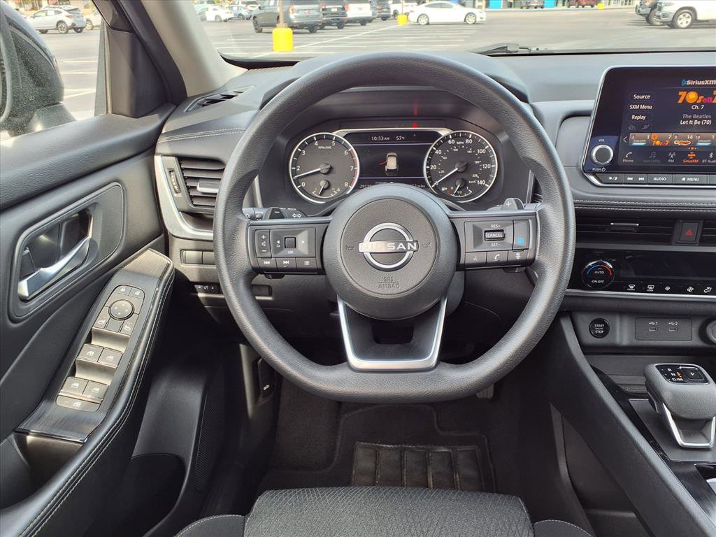 Used 2024 Nissan Rogue SV image 25