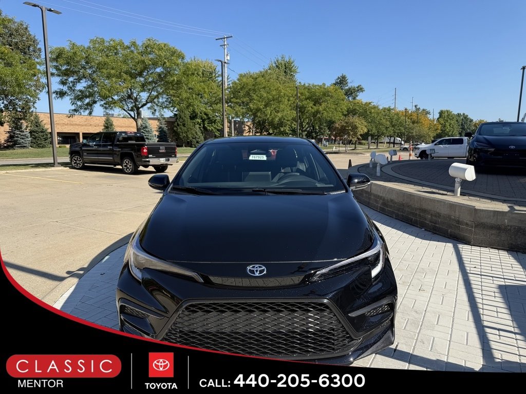 New 2026 Toyota Corolla SE image 3