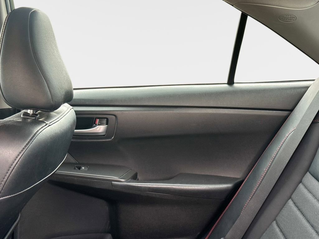 Used 2017 Toyota Camry SE FWD image 13