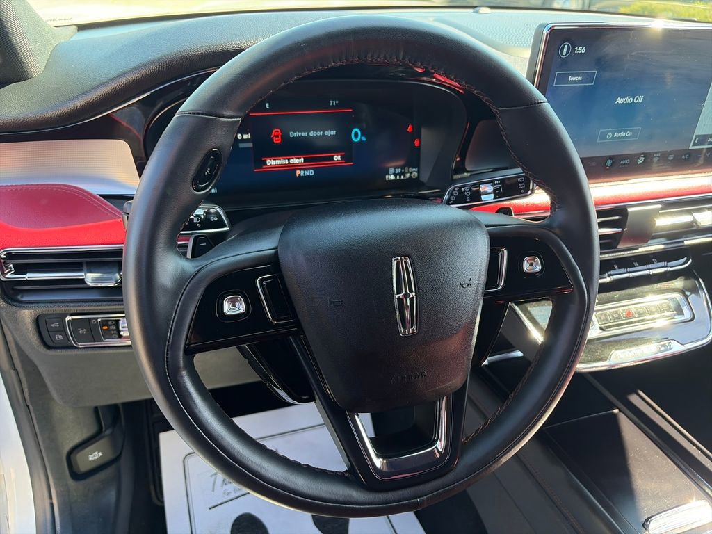 Used 2025 Lincoln Corsair Grand Touring image 20