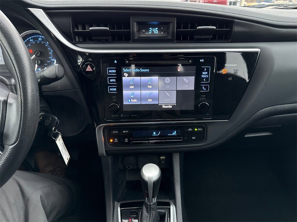 Used 2017 Toyota Corolla LE image 26