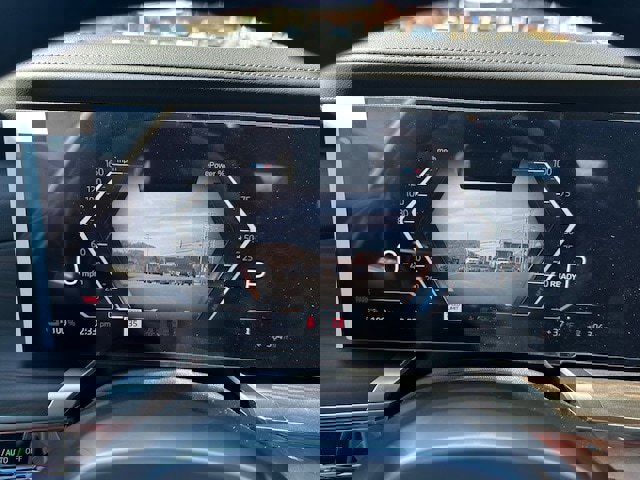 Certified 2024 BMW i7 xDrive60 image 14