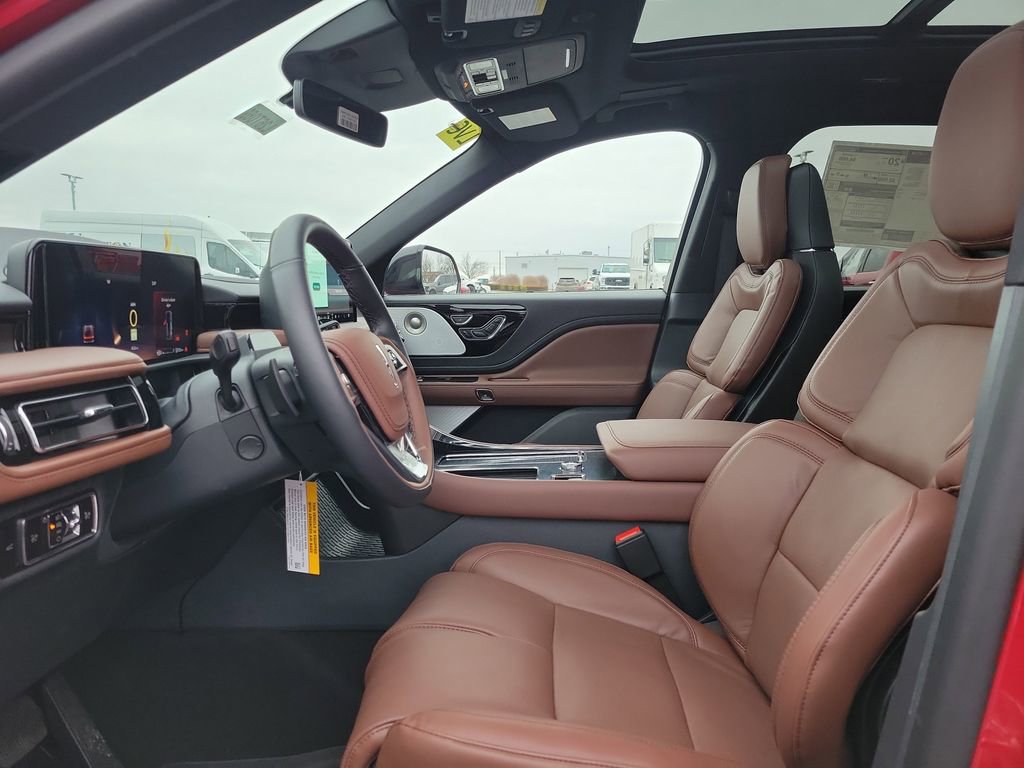 New 2026 Lincoln Aviator Reserve image 16