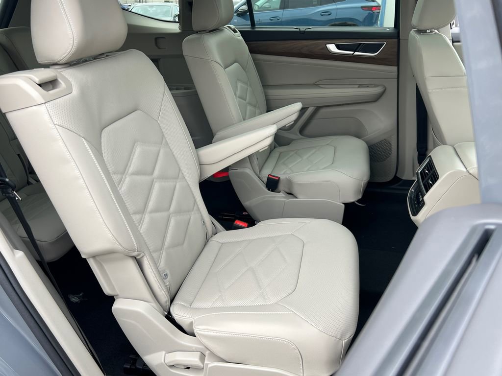 New 2026 Volkswagen Atlas SE image 13