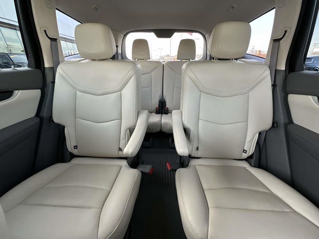 Used 2022 Cadillac XT6 Premium Luxury w/ LPO, Floor Liner Package AWD/4WD image 55