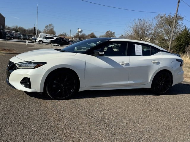 Used 2023 Nissan Maxima SR w/ Sport Mat Group image 3