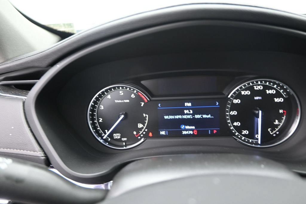 Used 2023 Cadillac XT4 Luxury FWD image 12