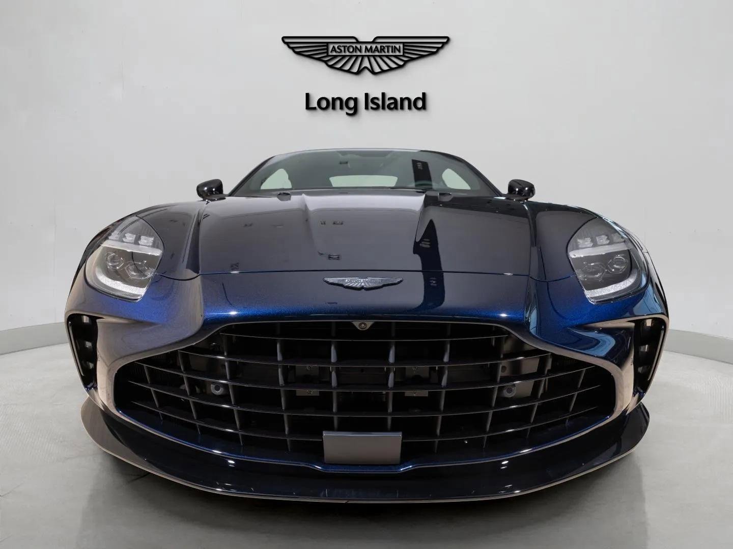New 2026 Aston Martin V8 Vantage Coupe image 4