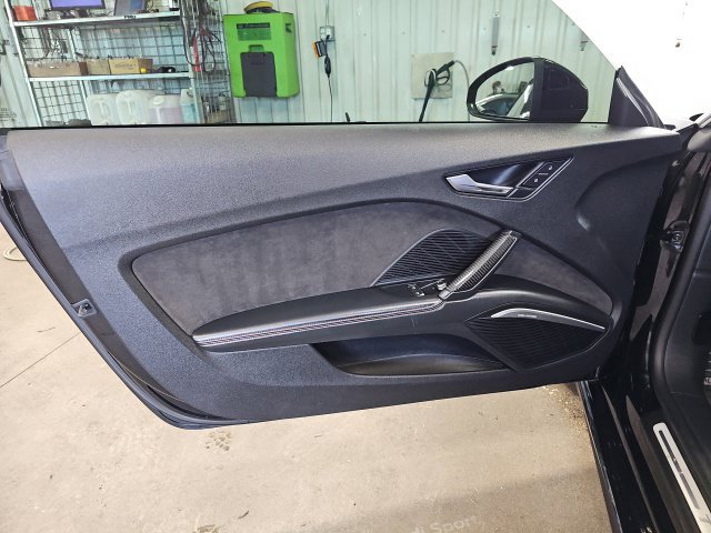 Used 2019 Audi TT RS AWD/4WD image 11