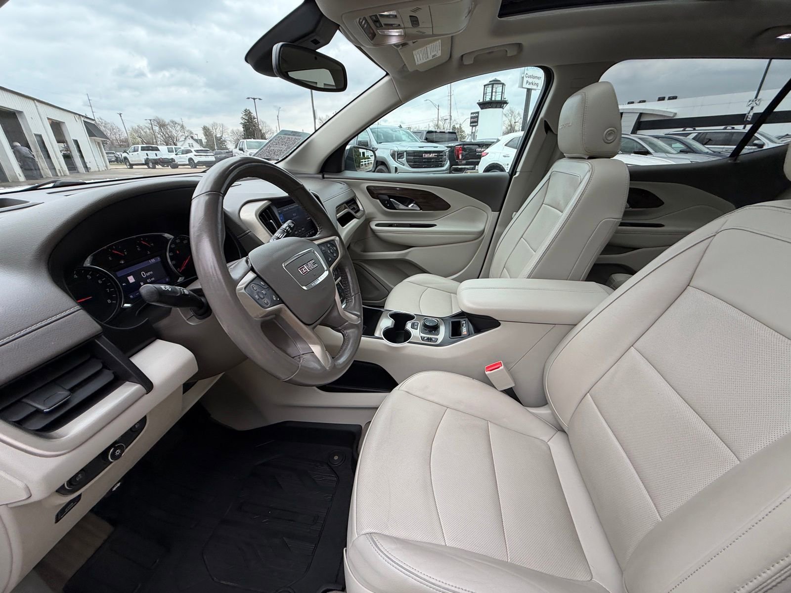 Used 2020 GMC Terrain Denali w/ Denali Premium Package image 4