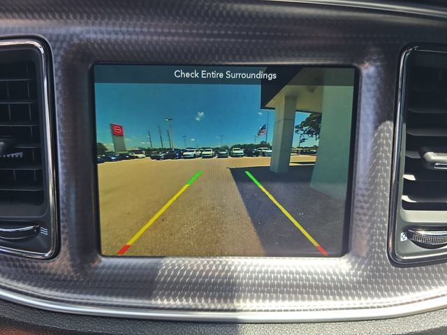 Used 2017 Dodge Challenger SRT Hellcat RWD image 18