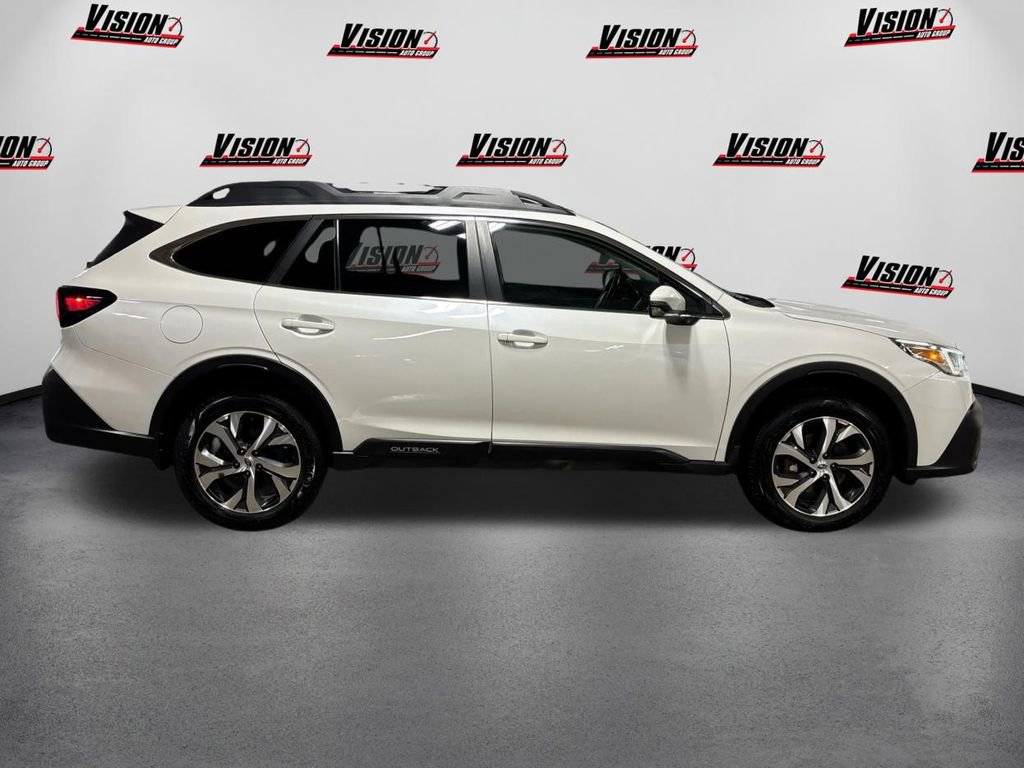 Used 2020 Subaru Outback Limited image 4