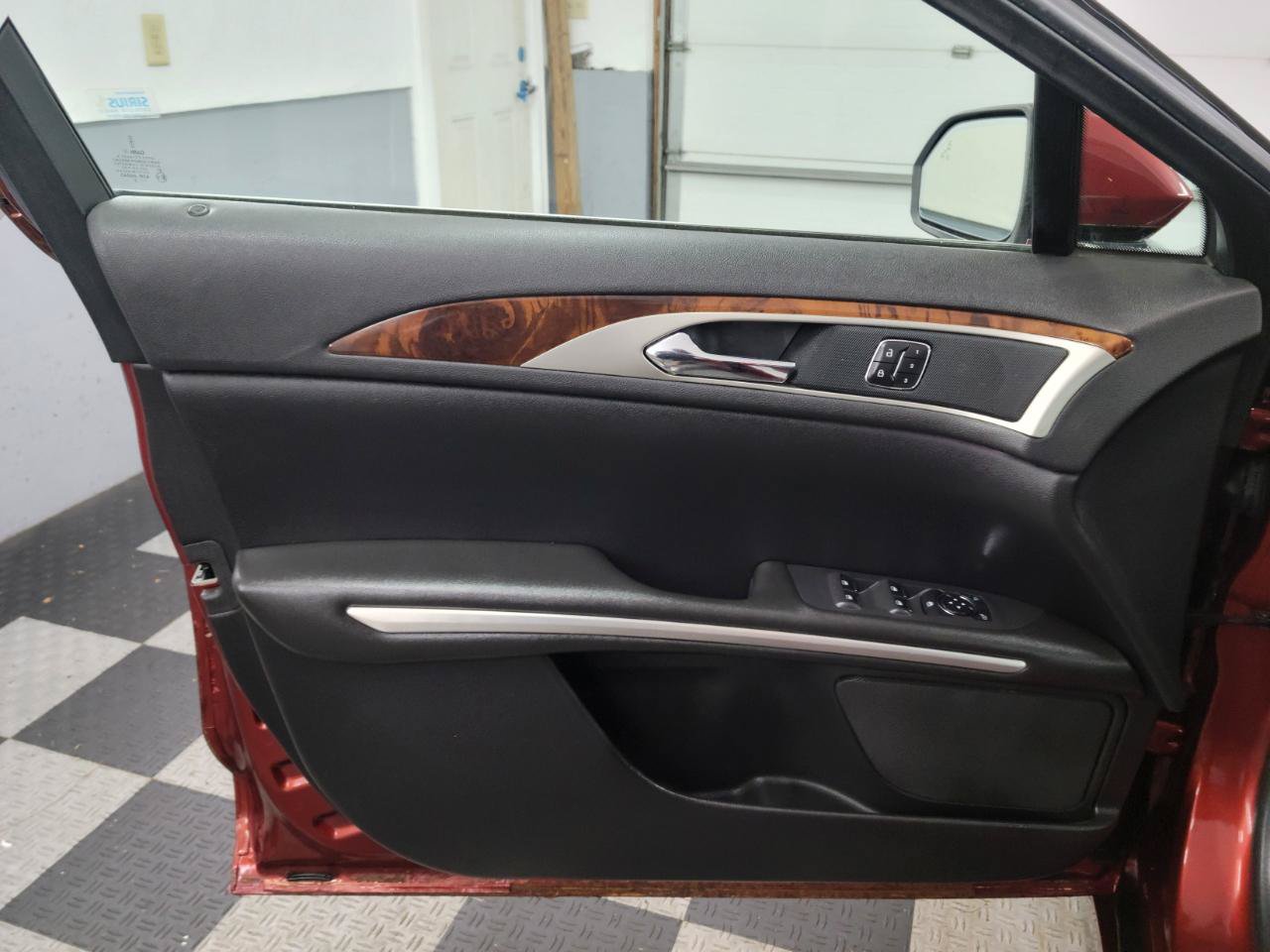 Used 2014 Lincoln MKZ AWD w/ Equipment Group 102A Reserve image 25