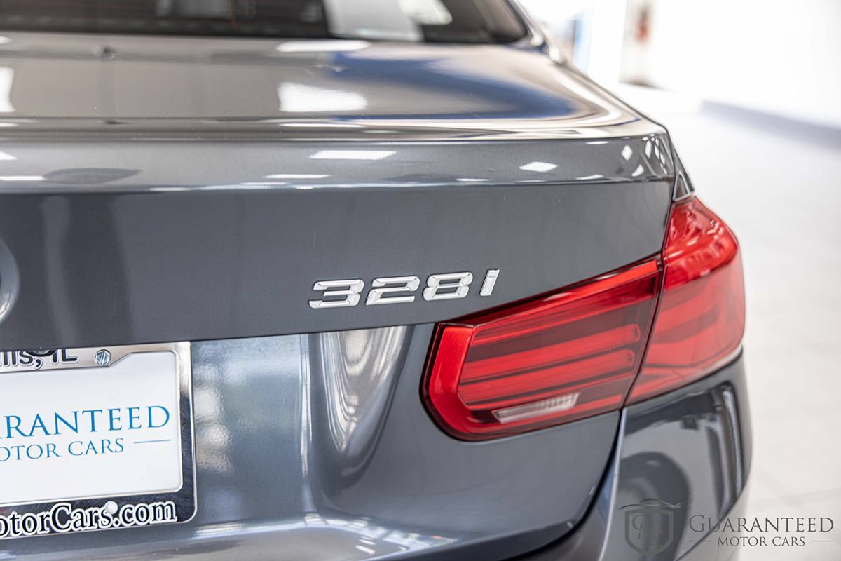 Used 2016 BMW 328i xDrive Sedan AWD/4WD image 15