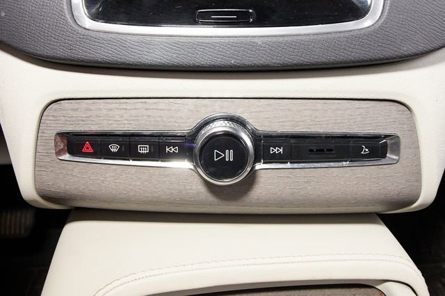 Certified 2023 Volvo XC90 B6 Plus w/ Protection Package Premier AWD/4WD image 13